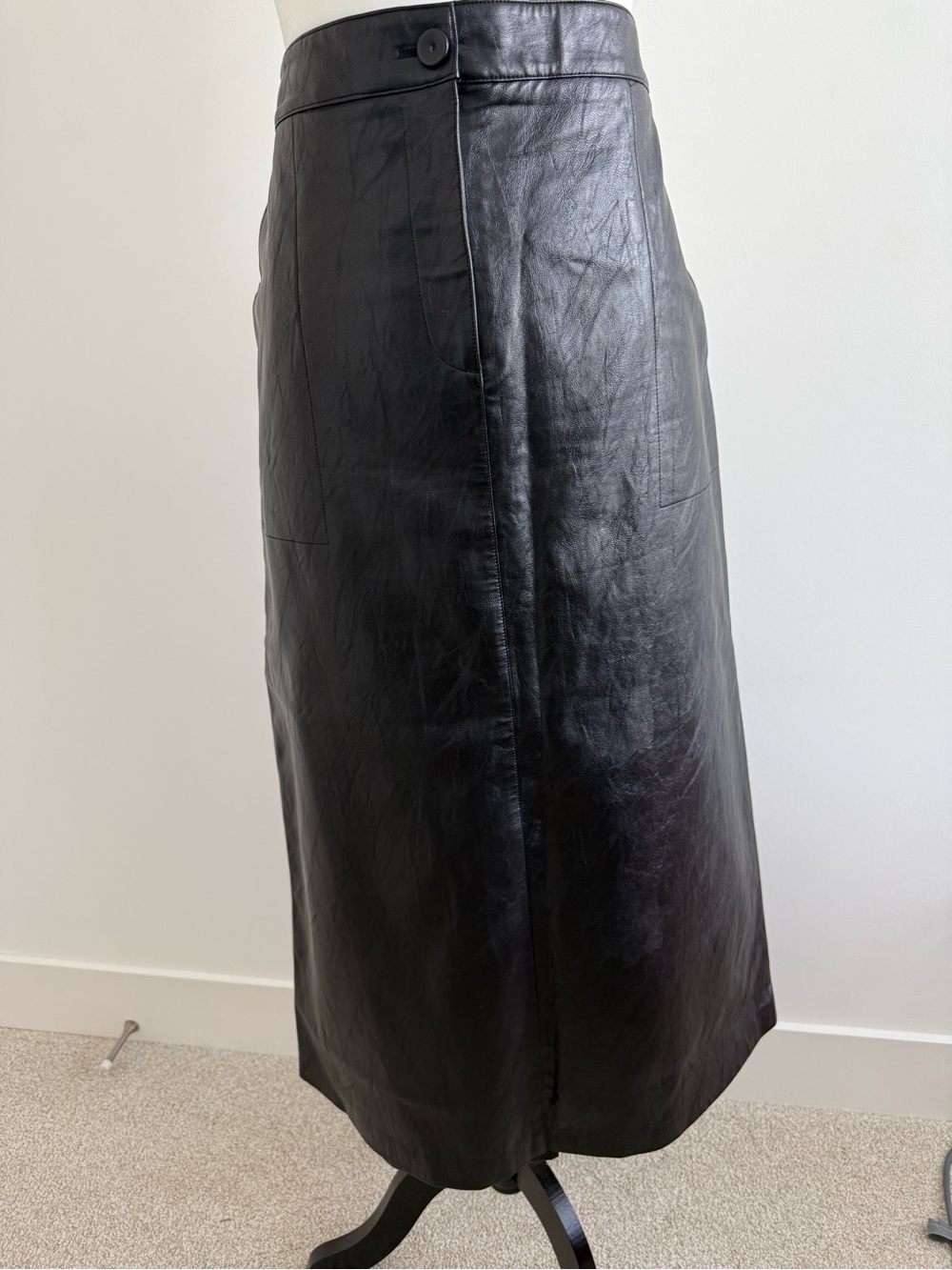 Sleek Black Faux Leather Midi Skirt